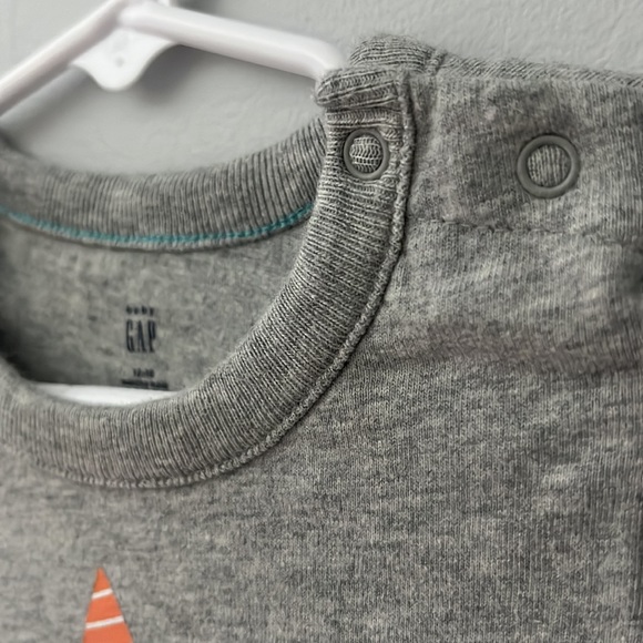 4/$20 Dino Tee with hidden bodysuit - Picture 4 of 6